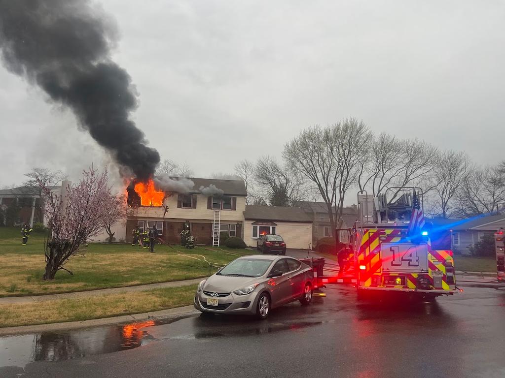 Conditions at an all-hands fire in Garfield North.